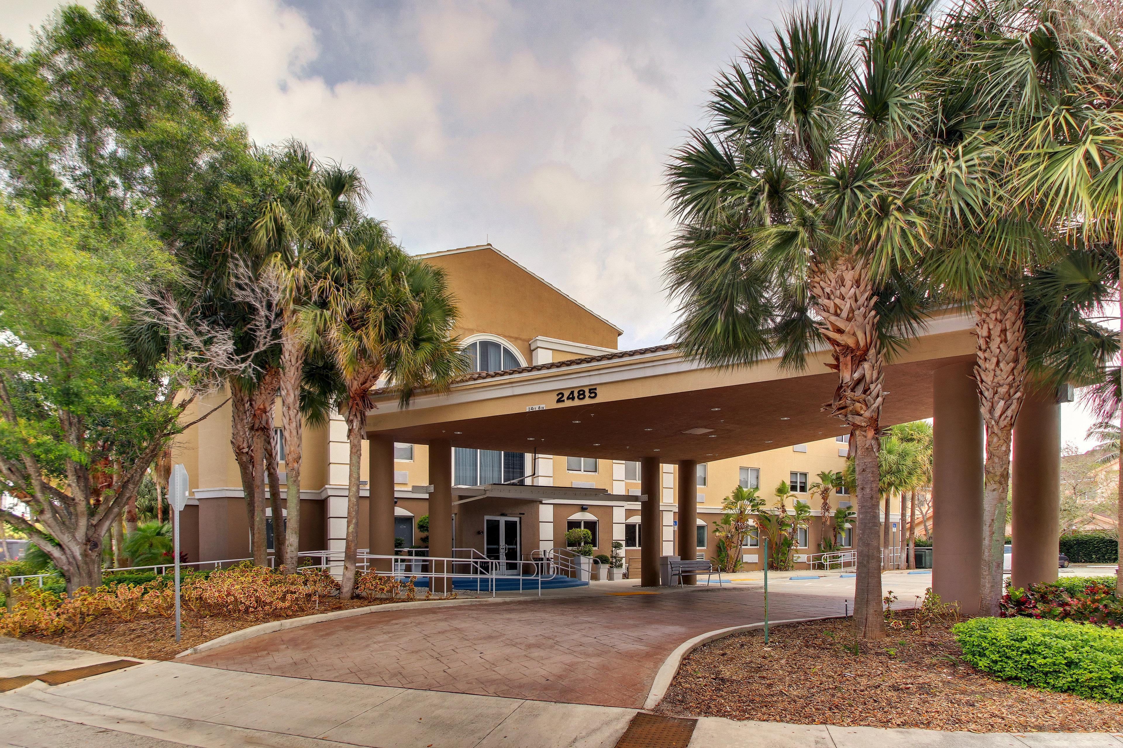 Holiday Inn Express West Palm Beach Metrocentre, An Ihg Hotel Exterior photo